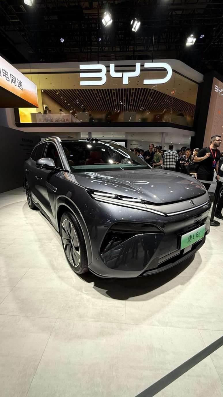 BYD Tang L